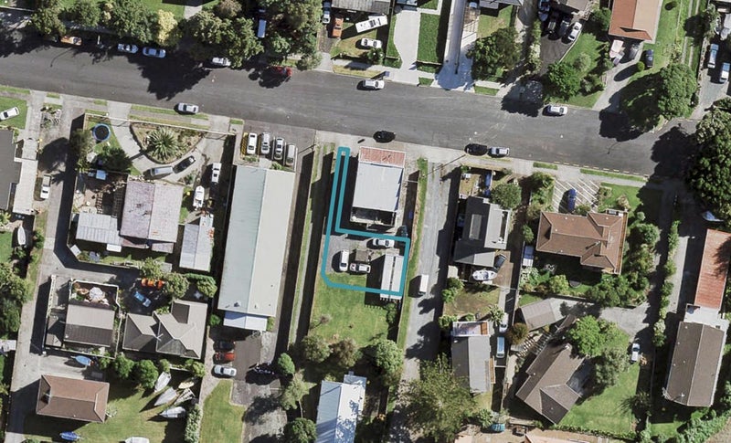 17A Beihlers Road, Weymouth, Auckland - Carousel 1