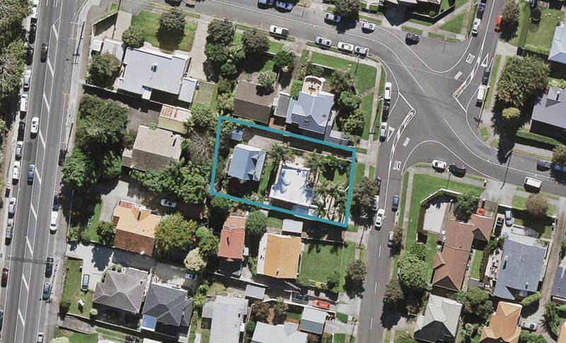 21A Queensway, Three Kings, Auckland - Carousel 1