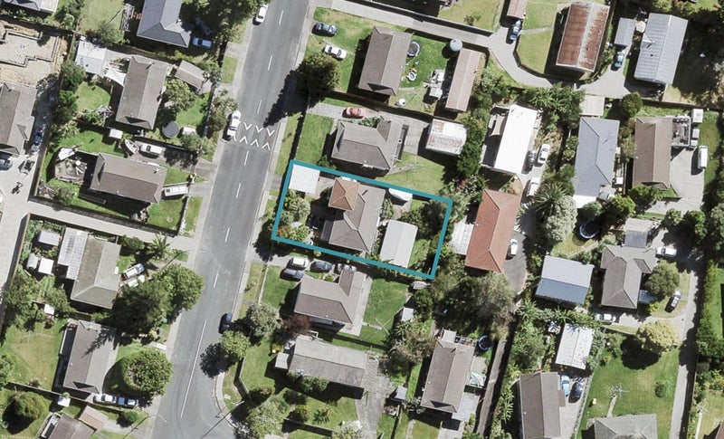 86 Solar Road, Glen Eden, Auckland - Carousel 1