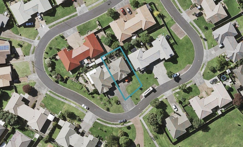 12 Fernbrook Close, Burswood, Auckland - Carousel 1
