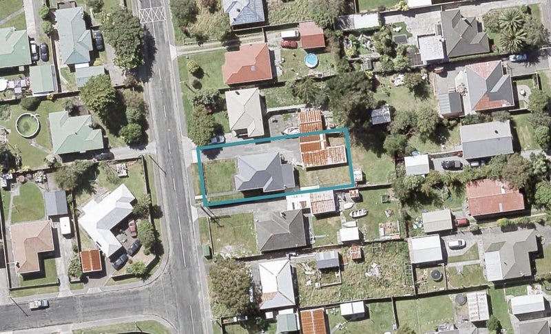 48 Frederick Street, Wainuiomata, Lower Hutt - Carousel 1