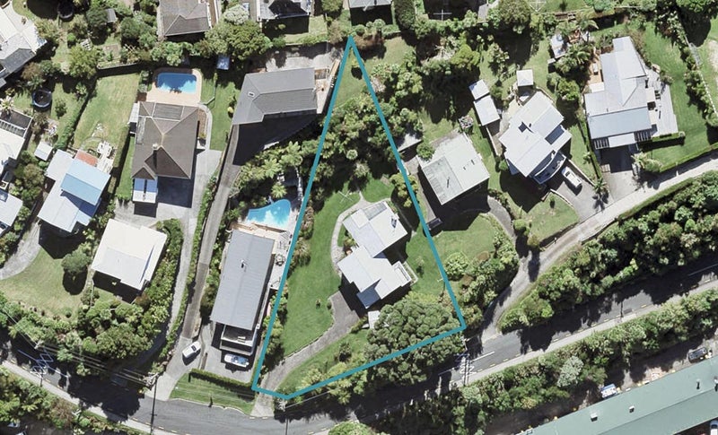 27 Bayview Road, Browns Bay, Auckland - Carousel 1