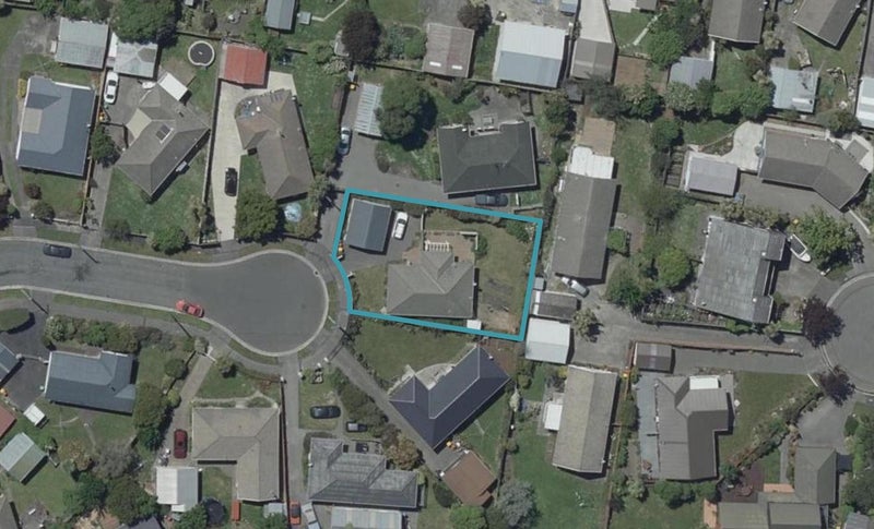 15 Lucienne Place, Hillsborough, Christchurch - Carousel 1