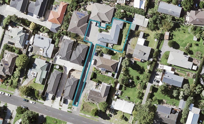 33C Gibraltar Street, Howick, Auckland - Carousel 1
