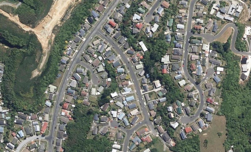 14 Invercargill Drive, Kelson, Lower Hutt - Carousel 1