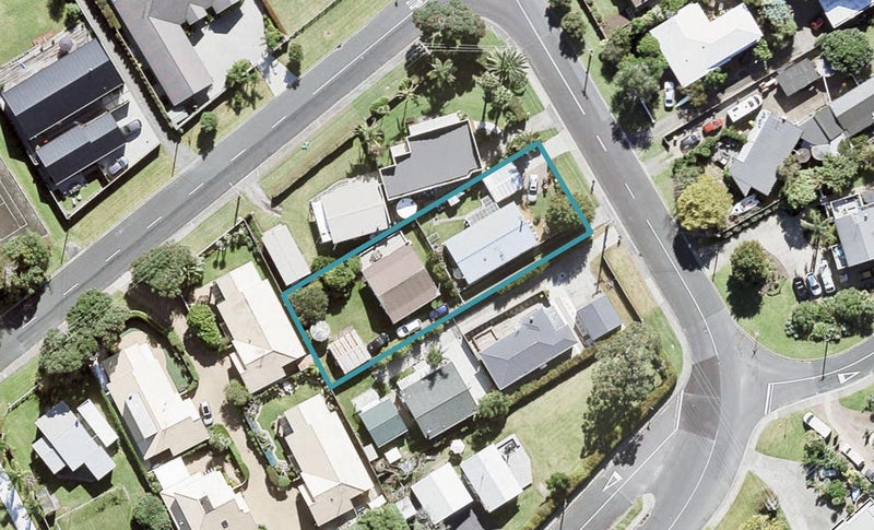 30B Beach Road, Manly, Whangaparaoa - Carousel 1