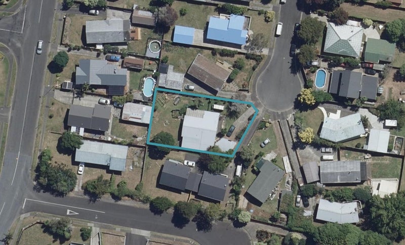 18 Fiona Place, Dinsdale, Hamilton - Carousel 1