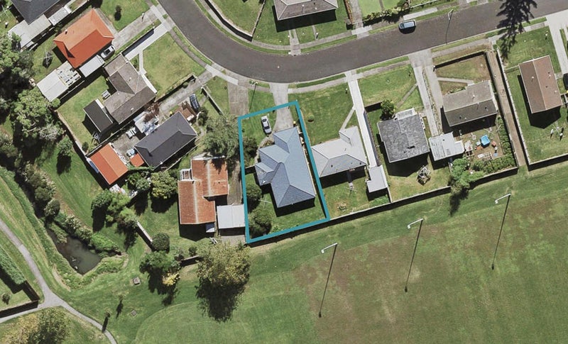 27 Watchfield Close, Mangere, Auckland - Carousel 1