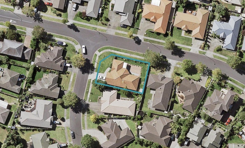 2 Kilsyth Way, East Tamaki Heights, Auckland - Carousel 1