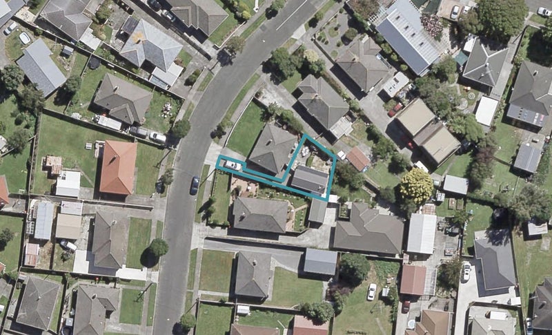 2/32 Colson Street, Avalon, Lower Hutt - Carousel 1