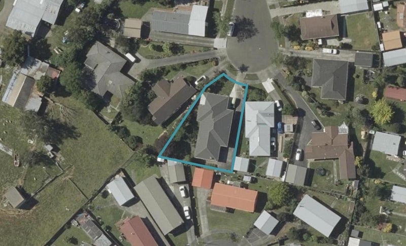 8 Delta Place, Milson, Palmerston North - Carousel 1