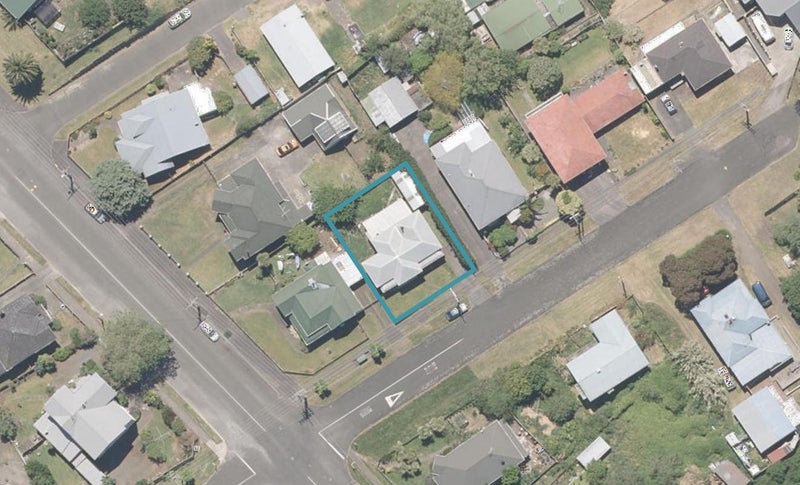 31A Mason Terrace, Gonville, Whanganui - Carousel 1