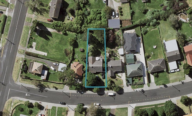 3 Court Crescent, Panmure, Auckland - Carousel 1