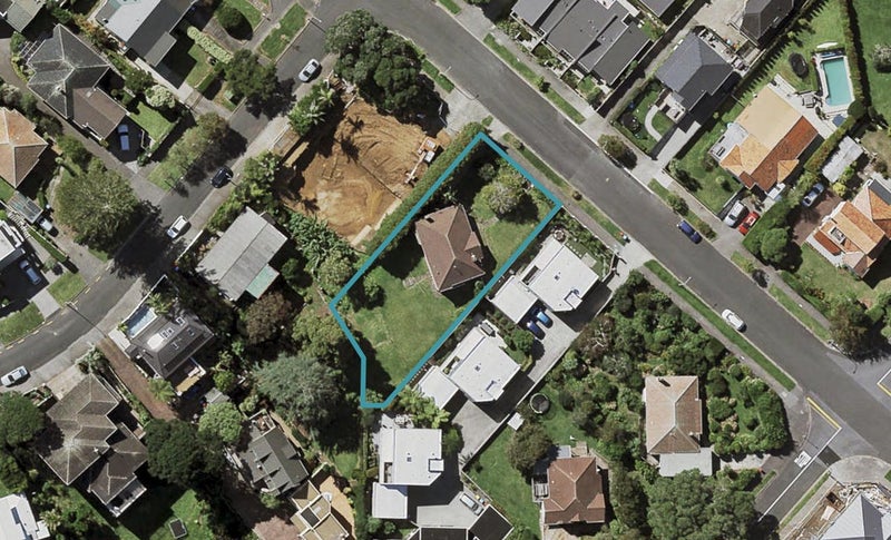 11 Ngaio Street, Orakei, Auckland - Carousel 1
