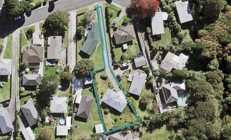 21 Aplin Place, Birkdale, Auckland - Carousel 1