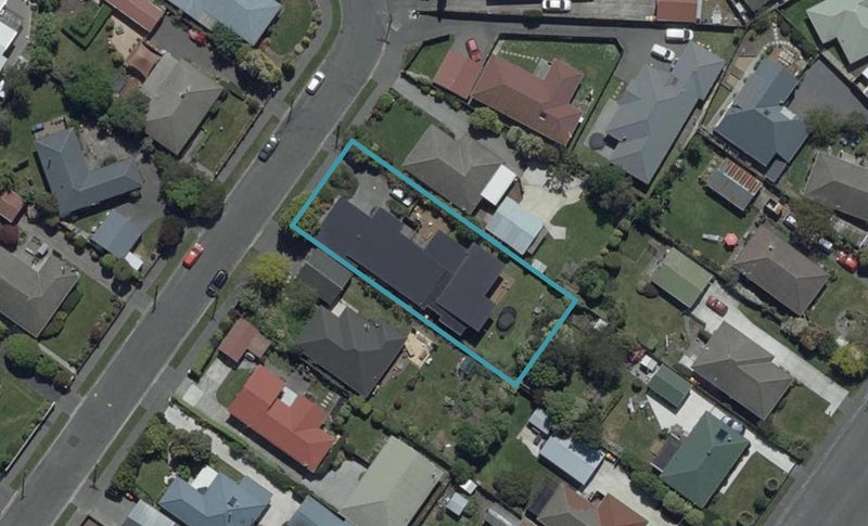 47 Bourne Crescent, Papanui, Christchurch - Carousel 1