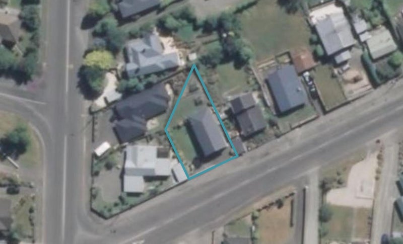 61 Hobbs Street, Waimataitai, Timaru - Carousel 1