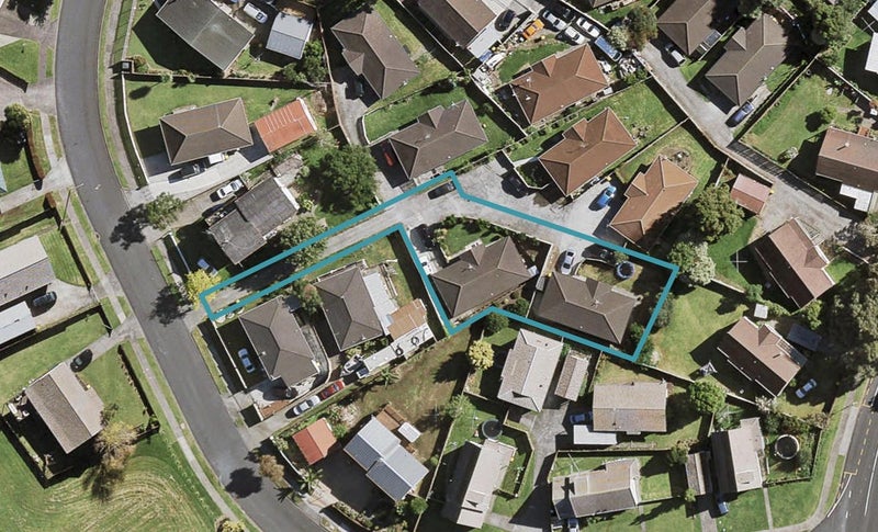 1/9 Kopara Place, Clendon Park, Auckland - Carousel 1