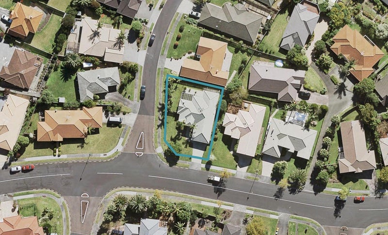 35 Bluebird Crescent, Unsworth Heights, Auckland - Carousel 1