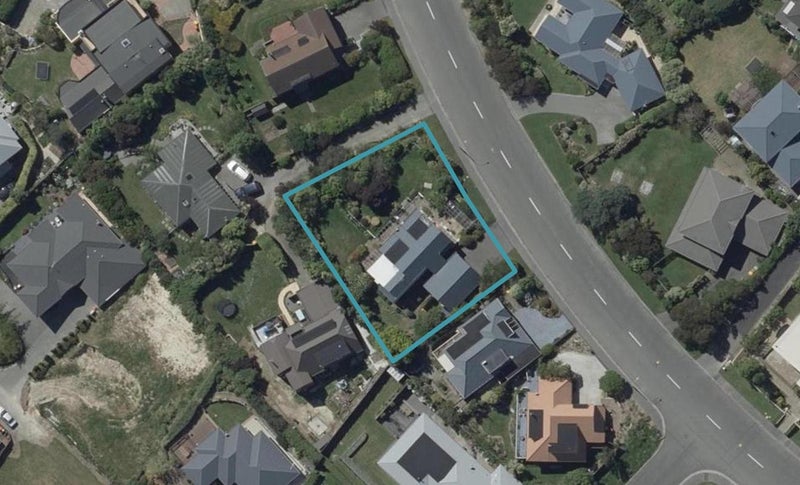 110 Penruddock Rise, Westmorland, Christchurch - Carousel 1