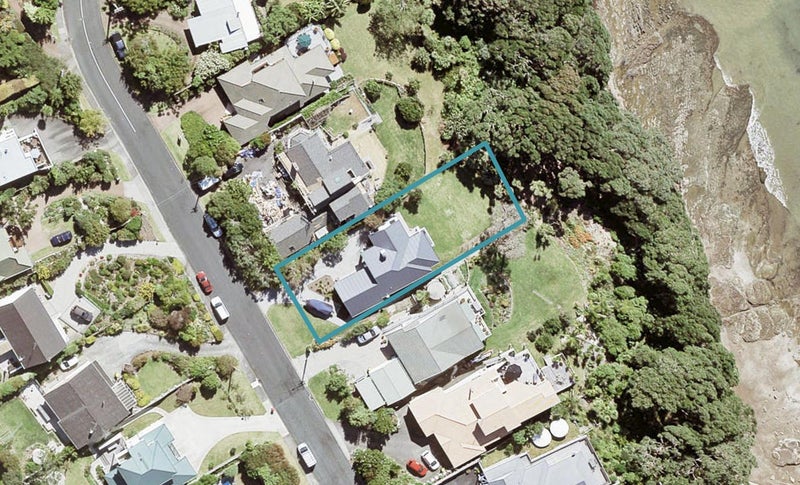 21 Swann Beach Road, Stanmore Bay, Whangaparaoa - Carousel 1