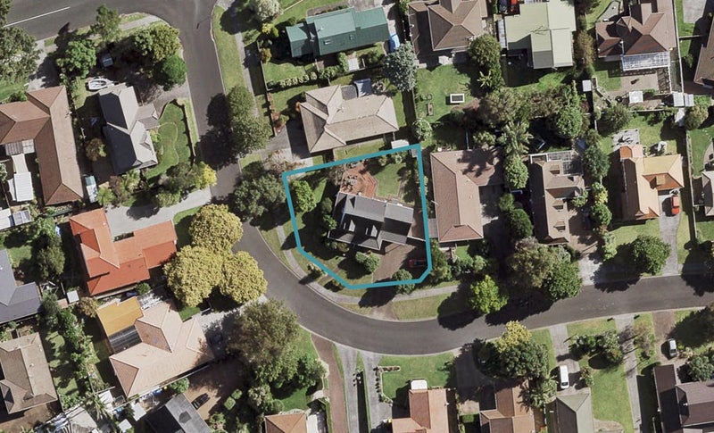 6 Cumbrian Place, Conifer Grove, Takanini - Carousel 1