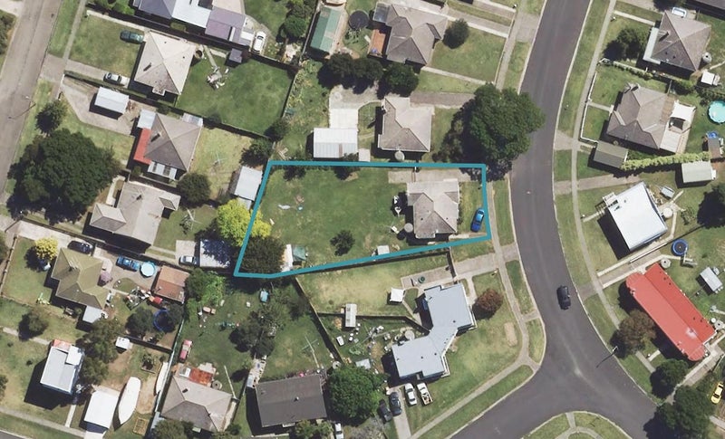 58 Centennial Crescent, Te Hapara, Gisborne - Carousel 1