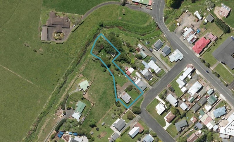 8 Church Street, Hikurangi, Hikurangi - Carousel 1