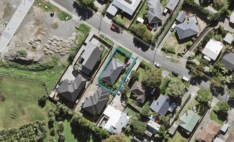 94 Haverstock Road, Sandringham, Auckland - Carousel 1