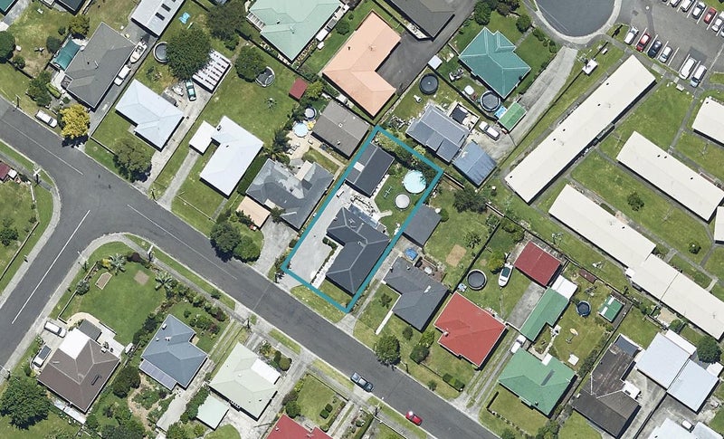 17 Tyrone Street, Greerton, Tauranga - Carousel 1