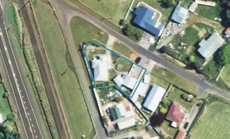 4 Standish Street, Midhirst, Stratford - Carousel 1
