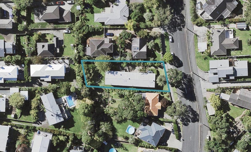 2/212 Riddell Road, Glendowie, Auckland - Carousel 1