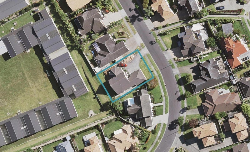 58 Mt Lebanon Crescent, The Gardens, Auckland - Carousel 1