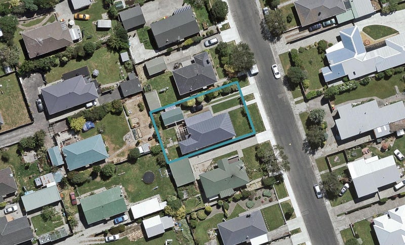 62 Carlyle Street, Hawthorndale, Invercargill - Carousel 1