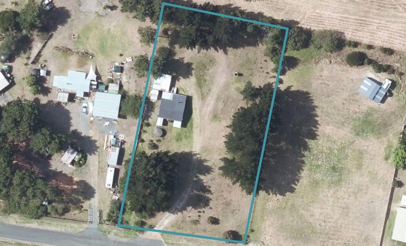 55 Ymca Road, Māhia - Carousel 1