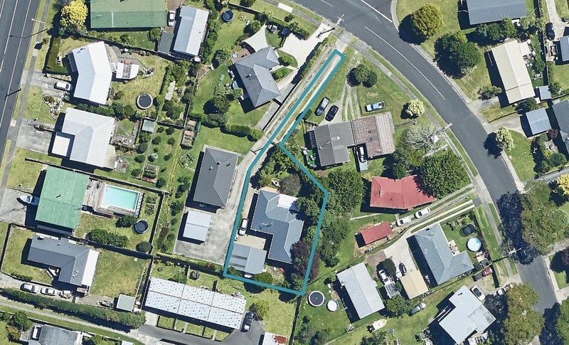6 Carlton Street, Bellevue, Tauranga - Carousel 1