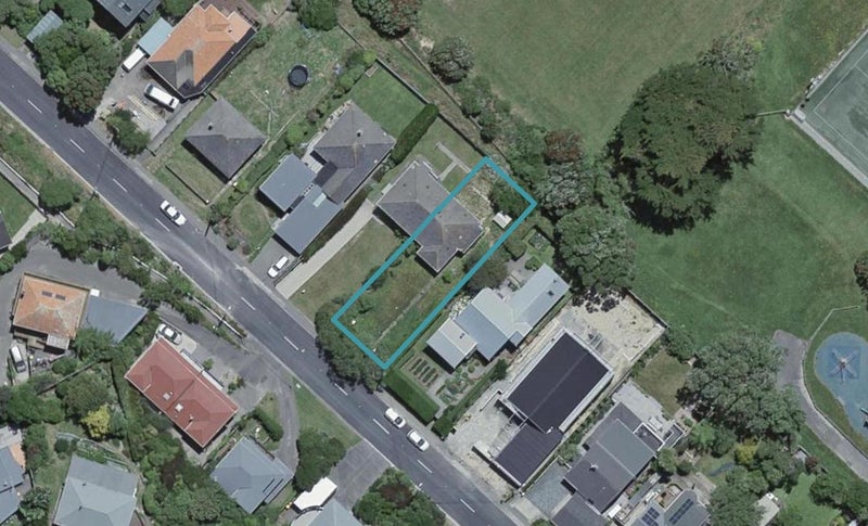 27 Mysore Street, Khandallah, Wellington - Carousel 1