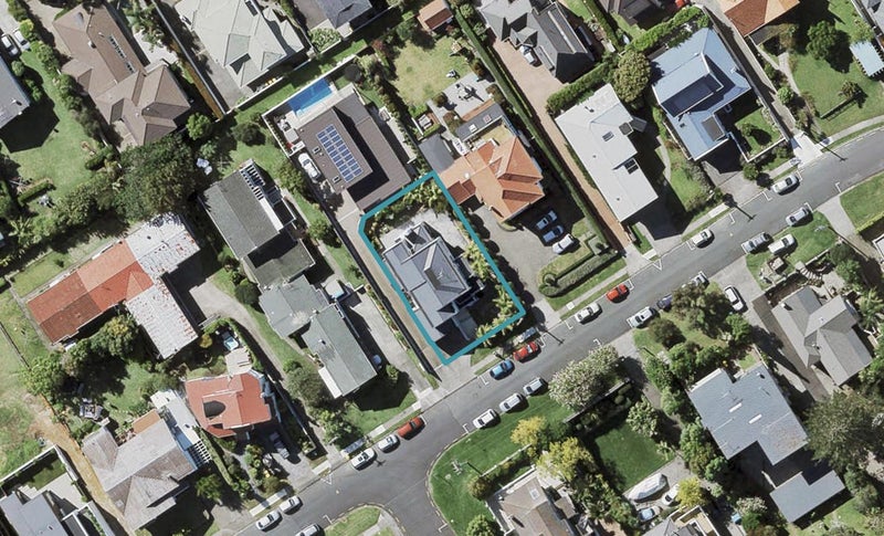 12 Park Avenue, Takapuna, Auckland - Carousel 1