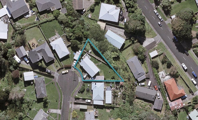42 Discovery Place, Marfell, New Plymouth - Carousel 1