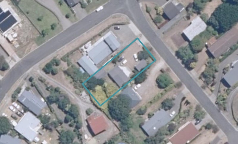 29 Tremaine Avenue, Two Mile Bay, Taupo - Carousel 1