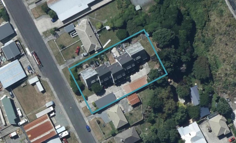 7/31 Mana Avenue, Titahi Bay, Porirua - Carousel 1