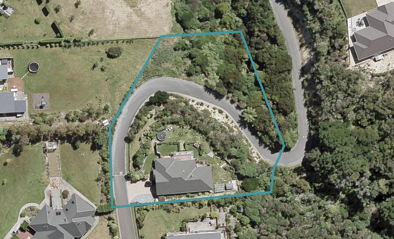 25 Mount Marua Drive, Timberlea, Upper Hutt - Carousel 1