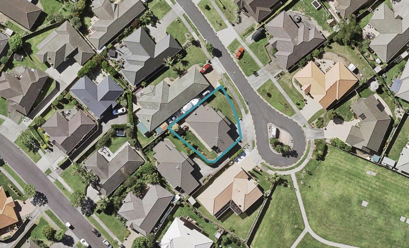 11 Mulroy Place, East Tamaki Heights, Auckland - Carousel 1