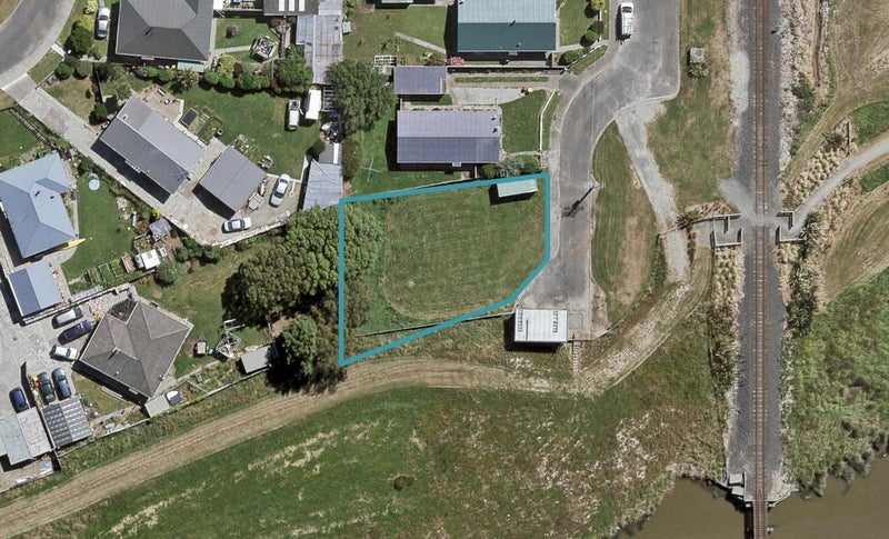 1 Drury Lane, Grasmere, Invercargill - Carousel 1