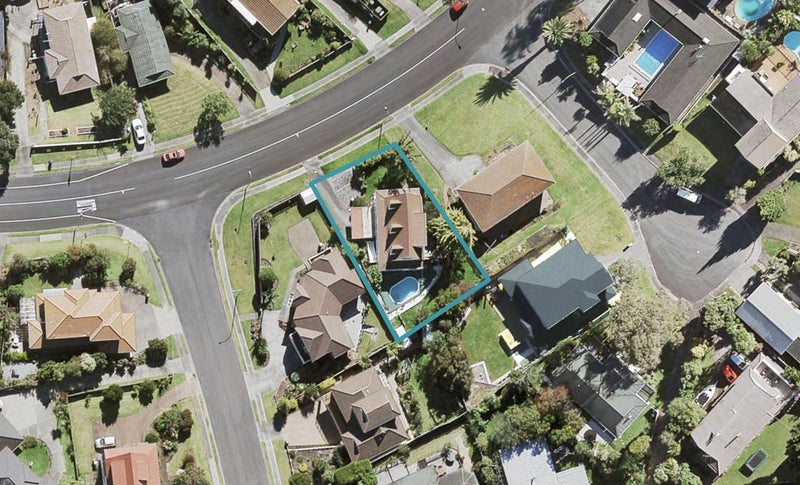 147 Halsey Drive, Lynfield, Auckland - Carousel 1