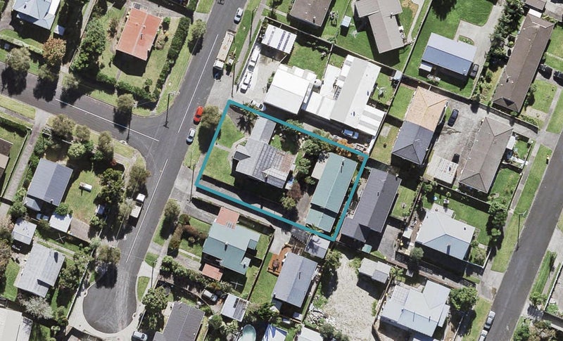 1/10 Hinekohu Street, New Lynn, Auckland - Carousel 1