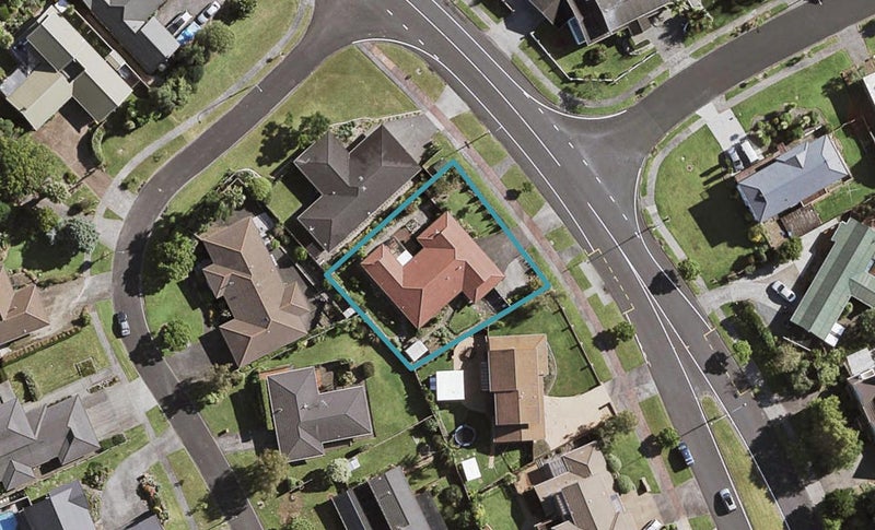 12 Charles Prevost Drive, The Gardens, Auckland - Carousel 1