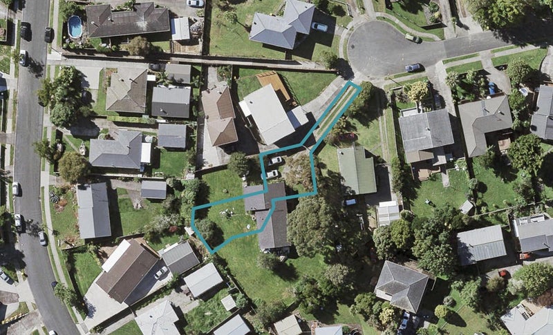 11B Beldon Place, Pakuranga Heights, Auckland - Carousel 1
