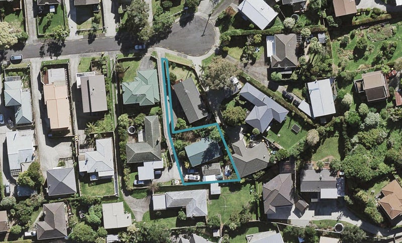 13 Winifred Avenue, Bayview, Auckland - Carousel 1