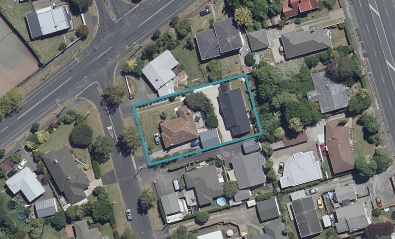 12 Darley Street, Maeroa, Hamilton - Carousel 1